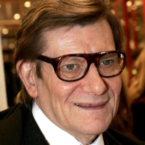 biographie von yves saint laurent|yves Saint Laurent famous for.